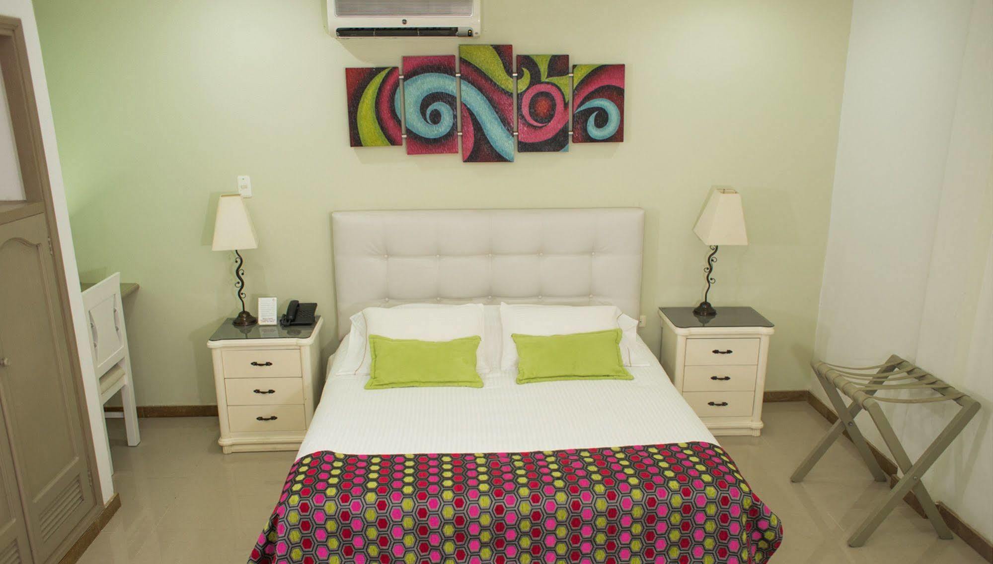 Hotel Costa Bonita Montería Extérieur photo